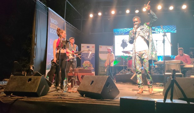 Vuelta a las raíces