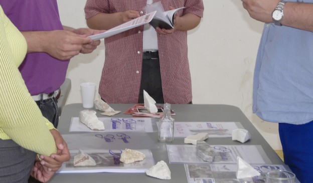 Taller 'plegado-echado-tendido-extendido'