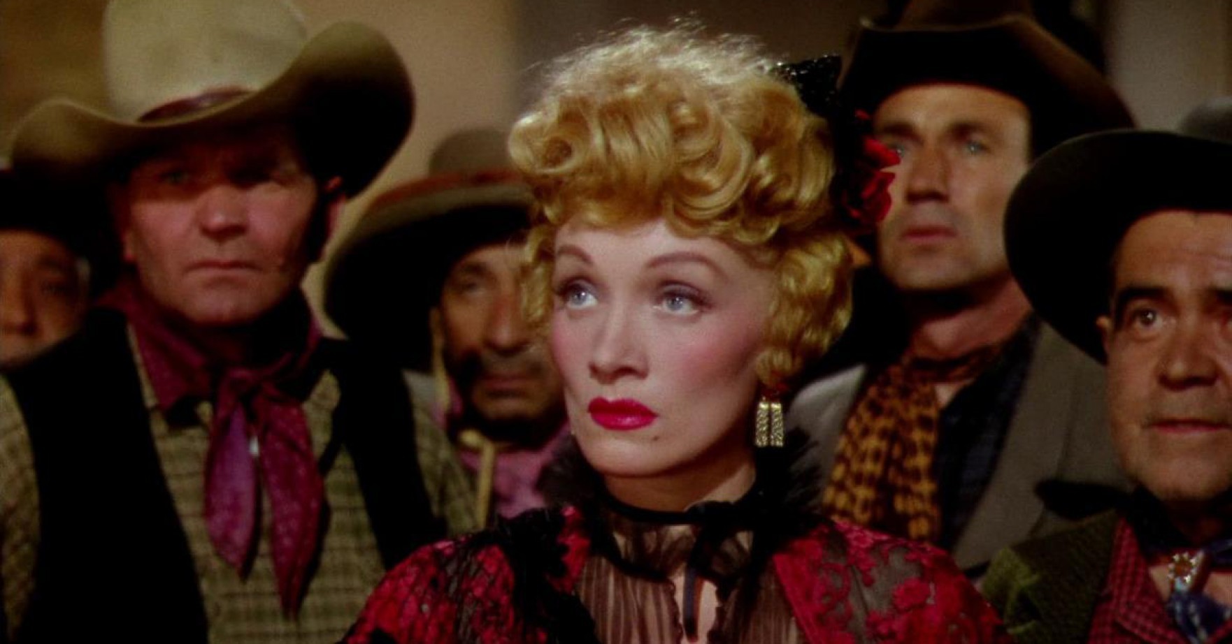 Encubridora (Rancho Notorious)