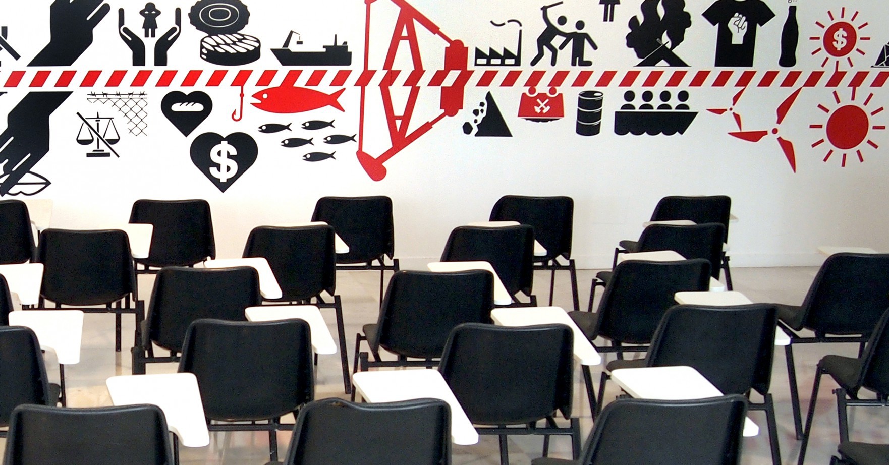 'No/W/Here Santa Cruz/El lado oscuro', por Elo Vega y Rogelio López Cuenca