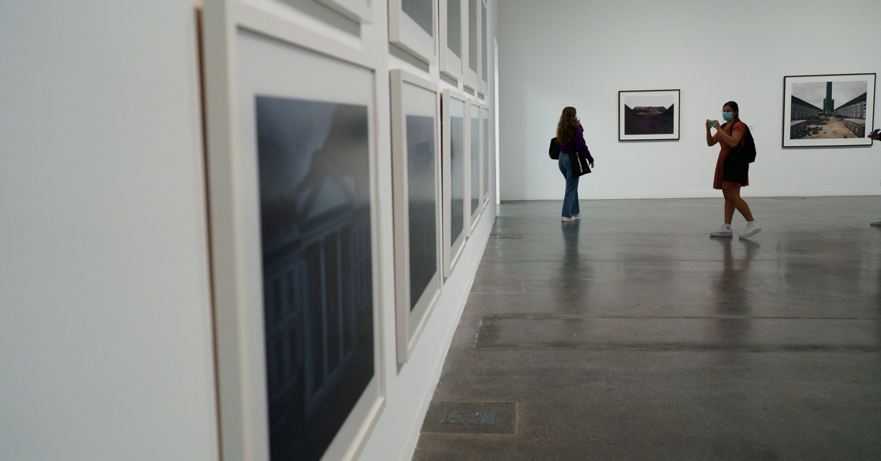 Visita guiada a las exposiciones de Fotonoviembre