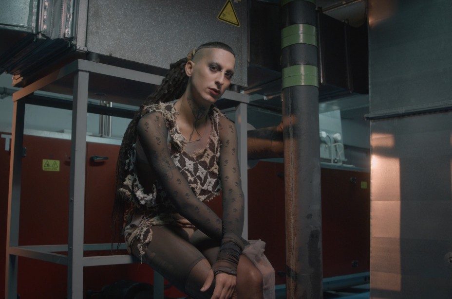 Video still de 'El jardín imposible de Tefía. Prólogo para un campo de concentración' (2026), de Cabello/Carceller