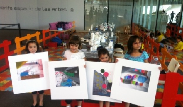 TEA entrega los premios del concurso de dibujo infantil del Día de los Museos 2012