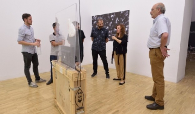 TEA explora la estética devenida del error en su nueva exposición, 'What"™s Up Glitches'