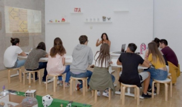 TEA Tenerife Espacio de las Artes inicia su programación para escolares del curso 2017-2018 con 'Pintura y poesía'