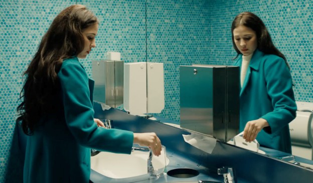 El museo TEA programa 'Las corrientes', una película sobre la crisis existencial y la carga mental femenina