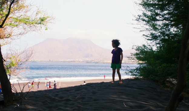 TEA proyecta la película ‘Ama Gloria’, un dulce retrato de la relación entre una niña y su niñera