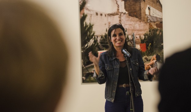 La artista Mireia Sallarès ofrece en TEA una visita guiada a la exposición 'Campos de batalla'