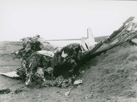 Accidente aéreo en La Esperanza el 17 de marzo de 1964. Tenerife - TEA  Tenerife Espacio de las Artes